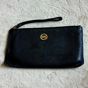 Michael Kors‎ Pebble Large Wristlet